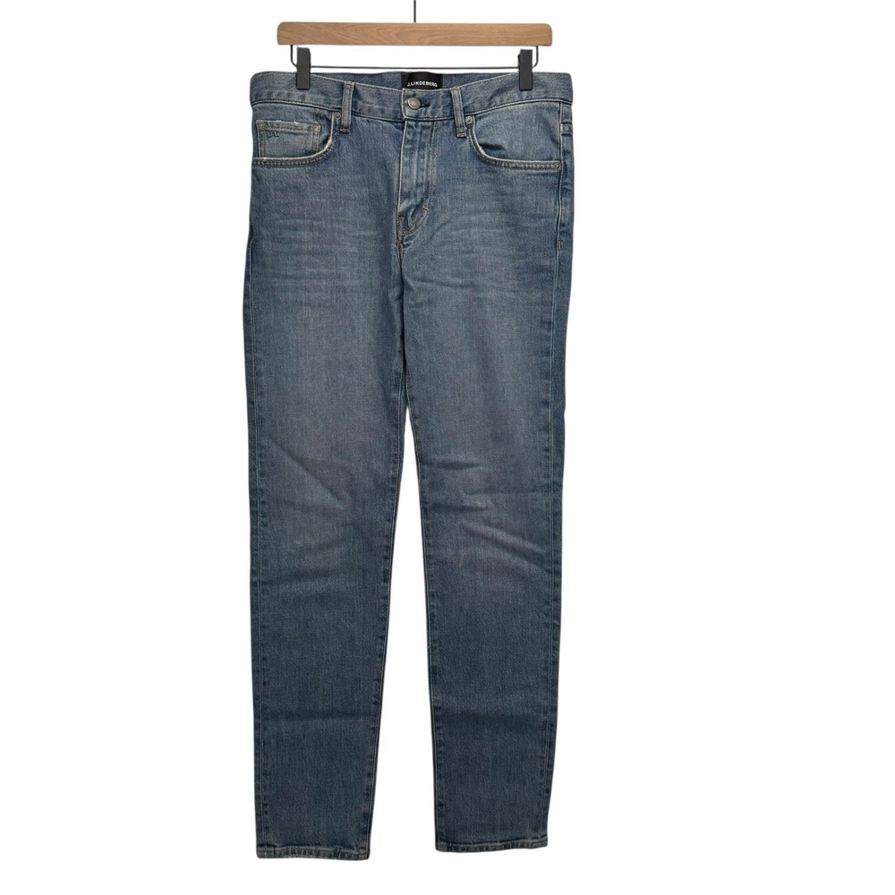 J. Lindeberg Men's 31/32 Medium Wash Denim Mid-Rise Straight Stretch "Jay" Jeans